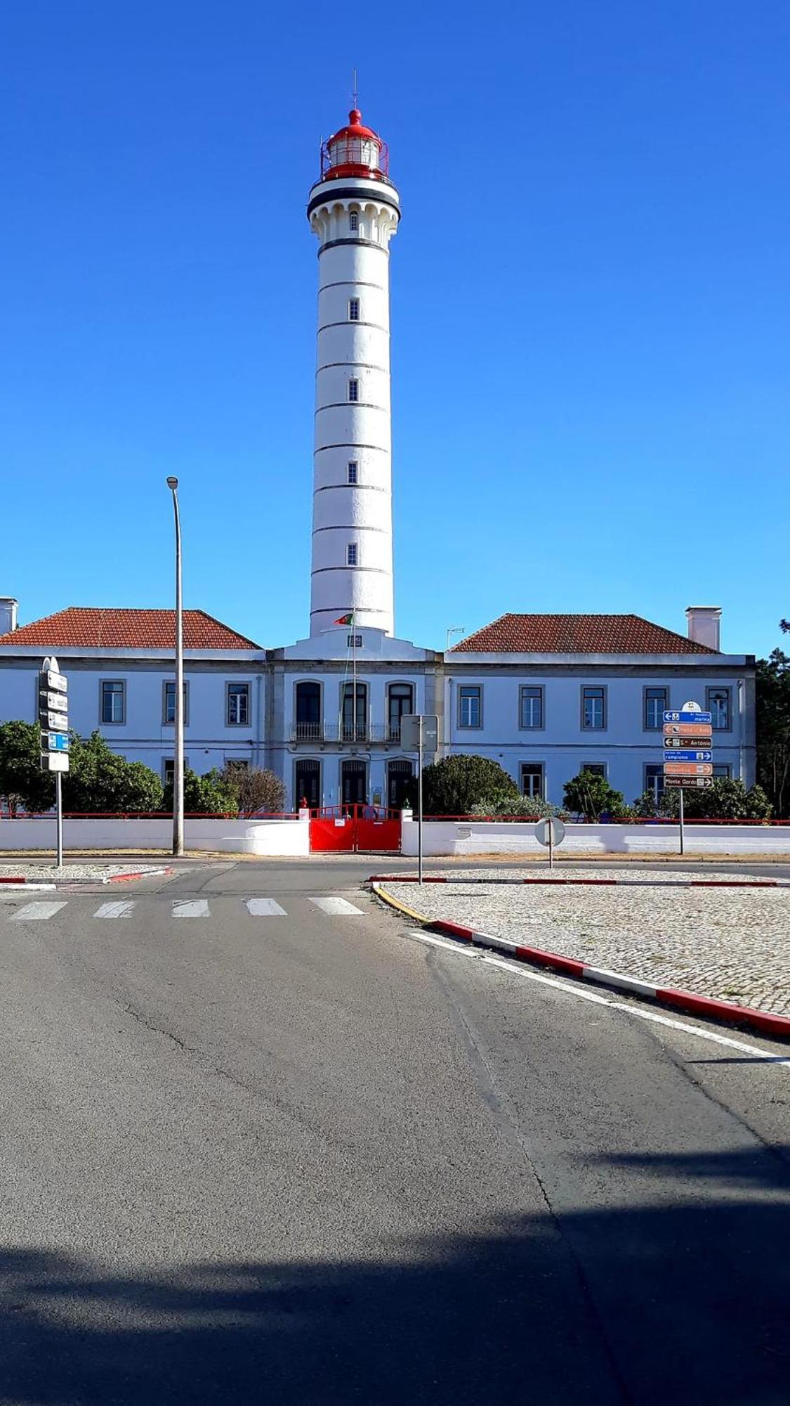 Home Sweet Home Vrsa Vila Real de Santo Antonio Luaran gambar